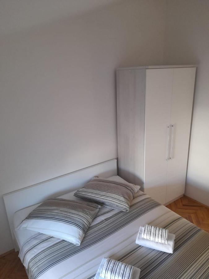 Apartman Lugovic Sibenik Luaran gambar