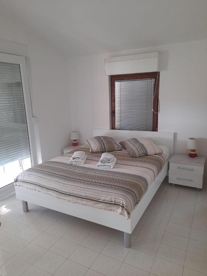 Apartman Lugovic Sibenik Luaran gambar