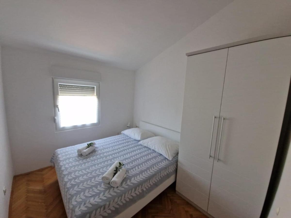 Apartman Lugovic Sibenik Luaran gambar