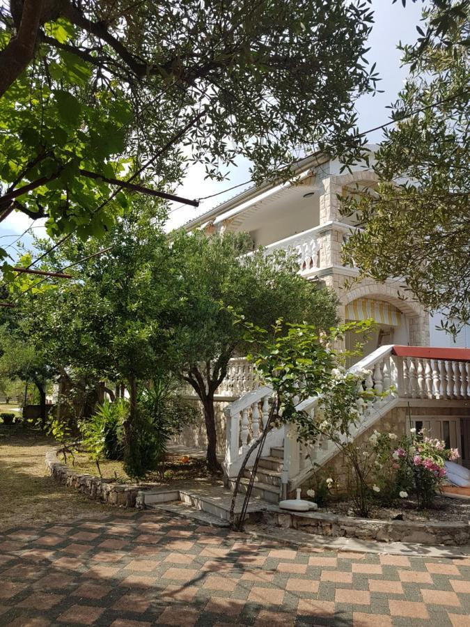 Apartman Lugovic Sibenik Luaran gambar